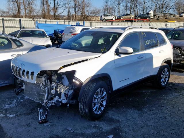 1C4PJMLB0KD118576 - 2019 JEEP CHEROKEE L WHITE photo 2