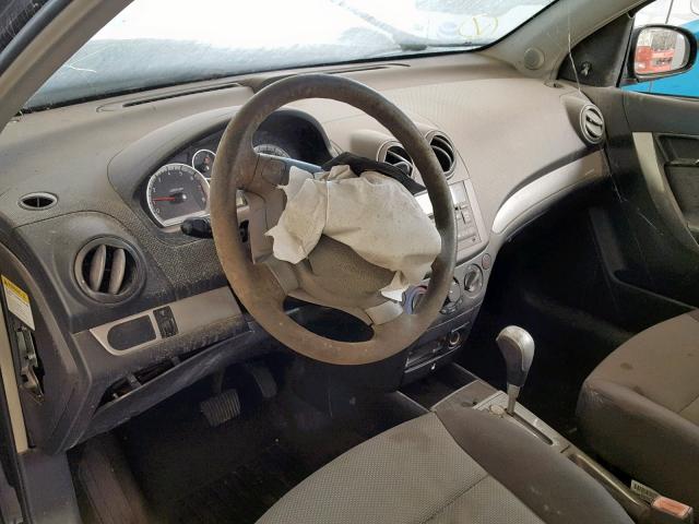 KL1TD66E89B612351 - 2009 CHEVROLET AVEO LS BLACK photo 9