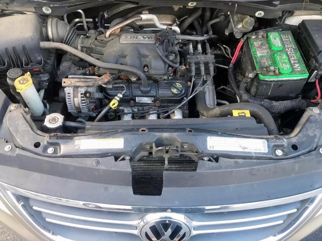 2V8HW34129R584236 - 2009 VOLKSWAGEN ROUTAN SE TAN photo 6