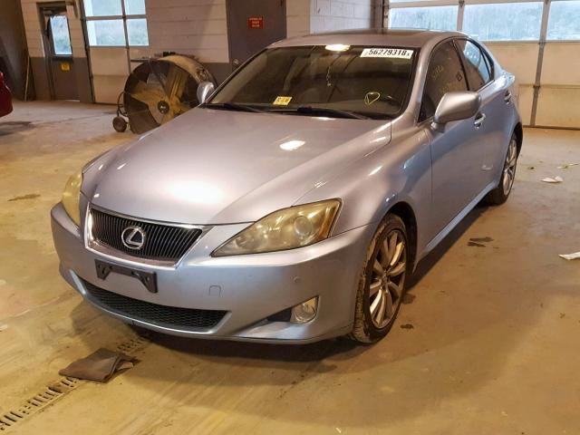 JTHCK262965000391 - 2006 LEXUS IS 250 BLUE photo 2