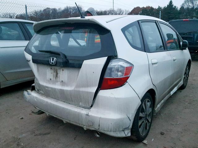 JHMGE8H51CS007707 - 2012 HONDA FIT SPORT WHITE photo 4