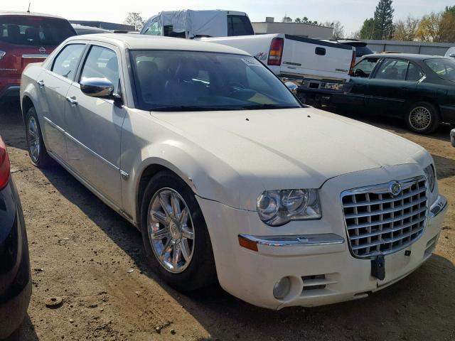 2C3AA63H85H658551 - 2005 CHRYSLER 300C WHITE photo 1