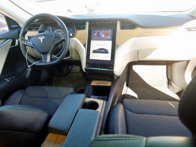 5YJSA1E29JF260082 - 2018 TESLA MODEL S GRAY photo 9