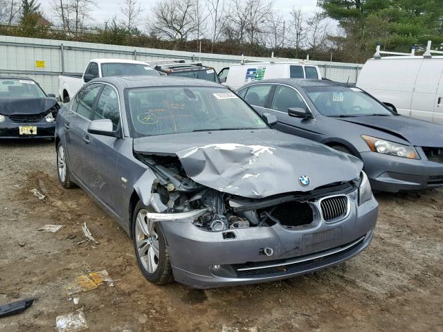 WBANV1C5XAC389036 - 2010 BMW 528 XI GRAY photo 1