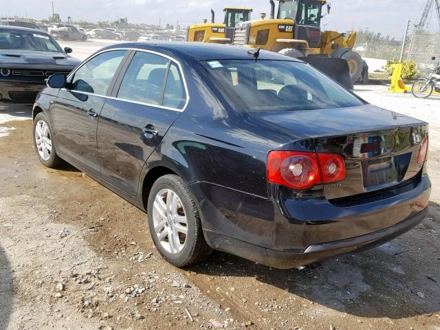 3VWFT71K66M055677 - 2006 VOLKSWAGEN JETTA TDI BLACK photo 3