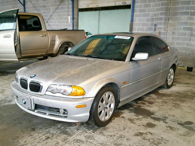 WBABM3340YJN60388 - 2000 BMW 323 CI SILVER photo 2