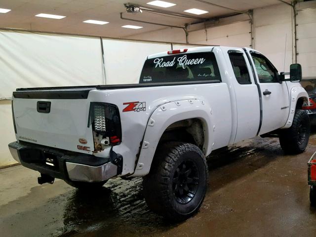 2GTEK19J171613583 - 2007 GMC NEW SIERRA WHITE photo 4