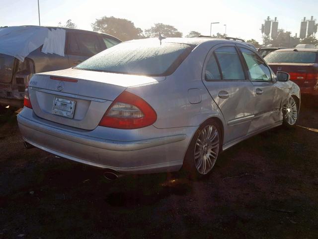 WDBUF72X47B095419 - 2007 MERCEDES-BENZ E 550 SILVER photo 4