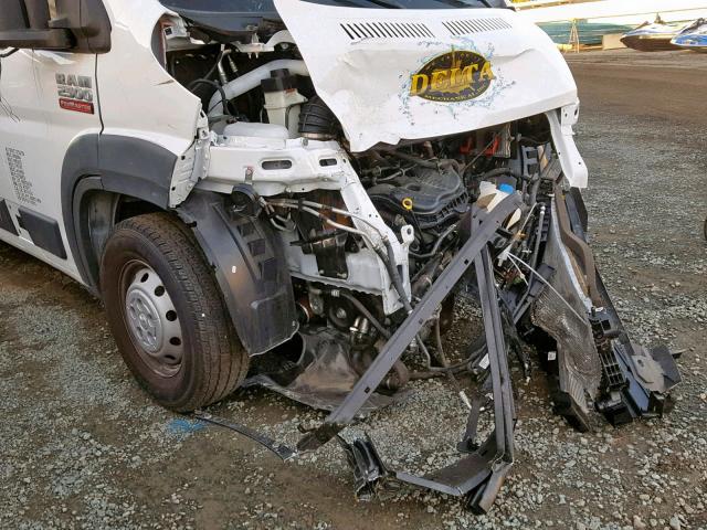 3C6TRVDGXJE102722 - 2018 RAM PROMASTER 白色 照片 9