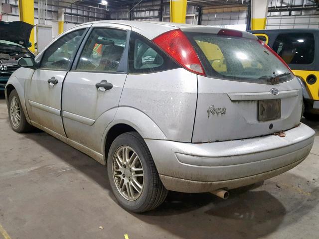 3FAFP37Z13R147949 - 2003 FORD FOCUS ZX5 SILVER photo 3