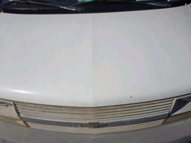 1GCDM19W41B141534 - 2001 CHEVROLET ASTRO WHITE photo 7