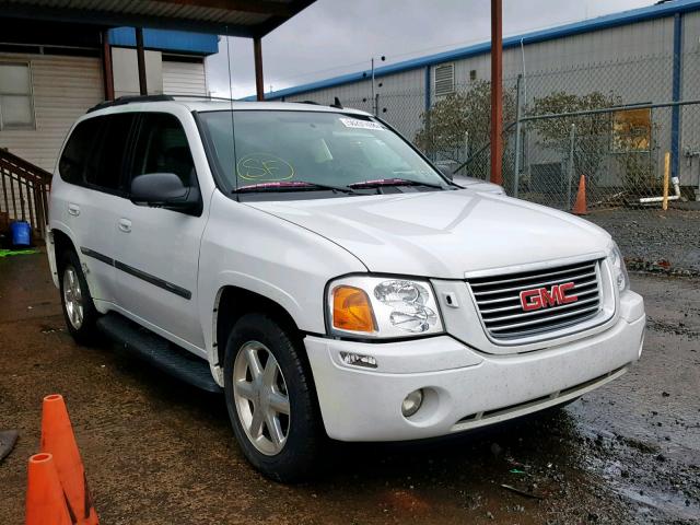 1GKDT13S882215934 - 2008 GMC ENVOY WHITE photo 1