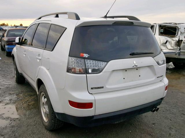 JA4MT31X48Z014779 - 2008 MITSUBISHI OUTLANDER WHITE photo 3