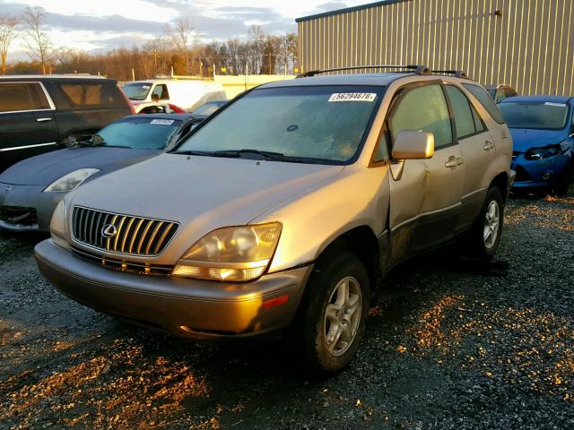 JT6GF10U2Y0045420 - 2000 LEXUS RX 300 GOLD photo 2