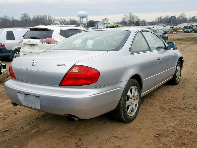 19UYA42482A005713 - 2002 ACURA 3.2CL SILVER photo 4