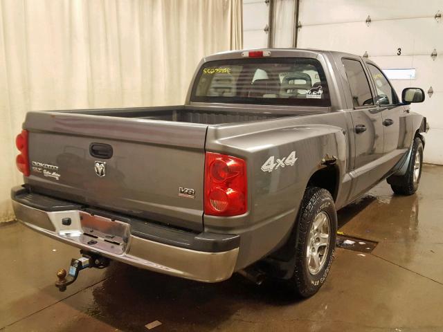 1D7HW48N35S342214 - 2005 DODGE DAKOTA QUA GRAY photo 4