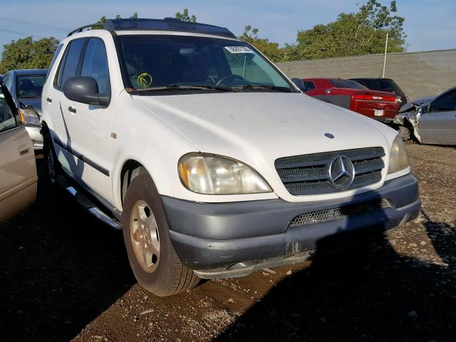 4JGAB54E4XA087046 - 1999 MERCEDES-BENZ ML 320 WHITE photo 1