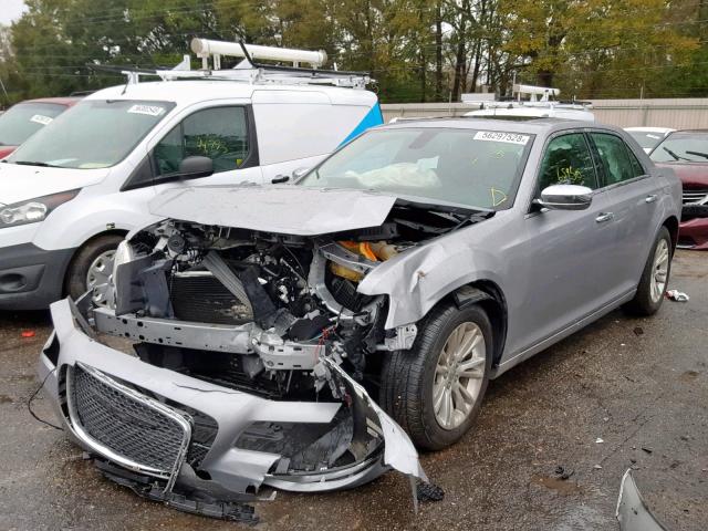 2C3CCAEG2GH248079 - 2016 CHRYSLER 300C SILVER photo 2