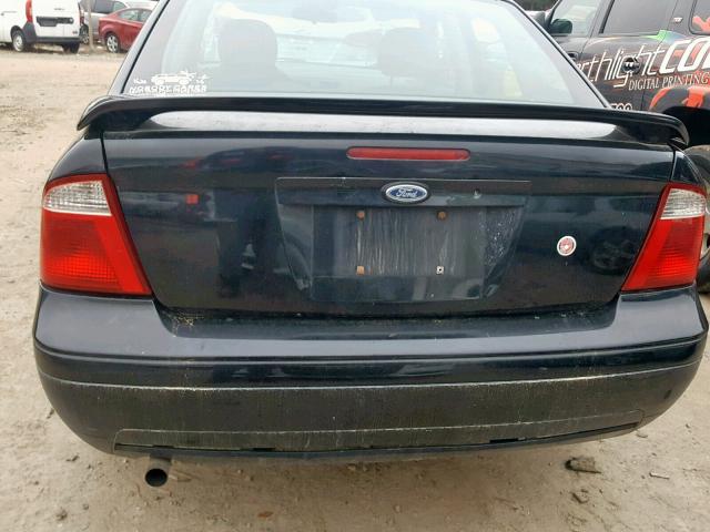 1FAHP34N76W246982 - 2006 FORD FOCUS ZX4 BLACK photo 9