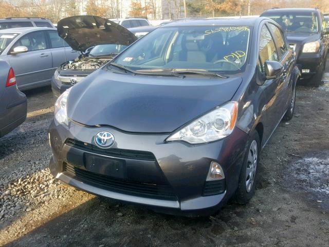 JTDKDTB39E1562079 - 2014 TOYOTA PRIUS C GRAY photo 2