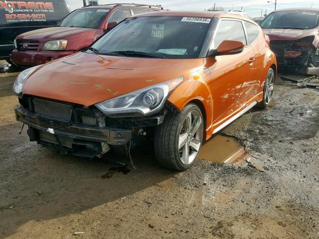 KMHTC6AE8DU131589 - 2013 HYUNDAI VELOSTER T ORANGE photo 2