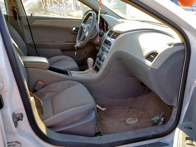 1G1ZG57B19F139158 - 2009 CHEVROLET MALIBU LS თეთრი ფოტო 5