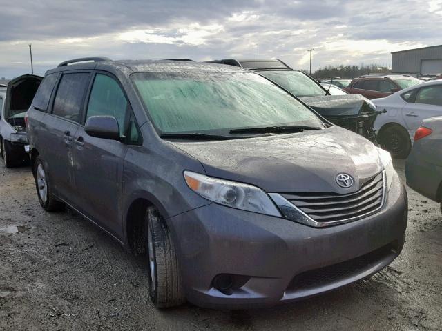 5TDKZ3DCXHS794521 - 2017 TOYOTA SIENNA LE SILVER photo 1