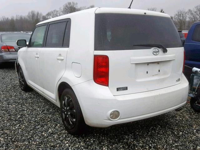 JTLZE4FE6A1106701 - 2010 TOYOTA SCION XB WHITE photo 3