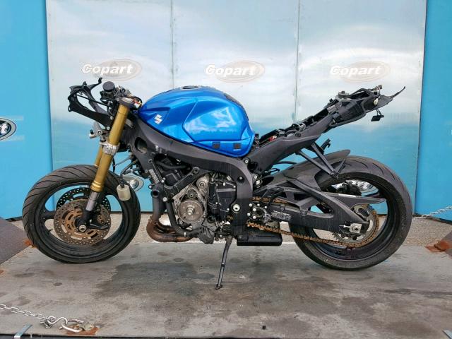 JS1GR7MAXG2101264 - 2016 SUZUKI GSX-R750 BLUE photo 9