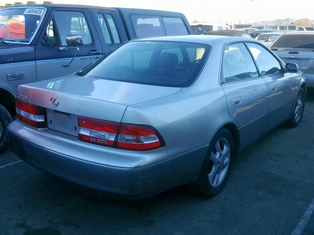 JT8BF28G8Y5084134 - 2000 LEXUS ES 300 GRAY photo 4