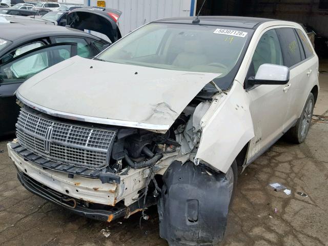 2LMDU88C97BJ11254 - 2007 LINCOLN MKX CREAM photo 2