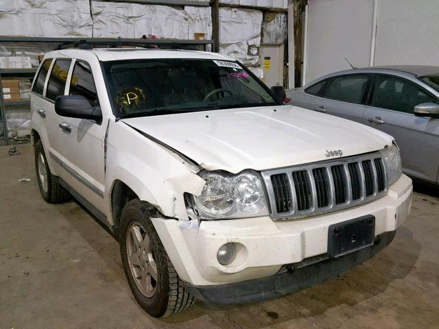 1J8HR58N66C316329 - 2006 JEEP GRAND CHER WHITE photo 1