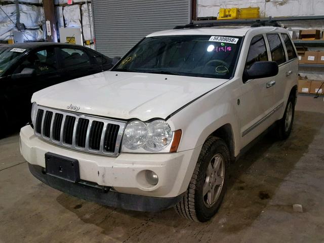 1J8HR58N66C316329 - 2006 JEEP GRAND CHER WHITE photo 2