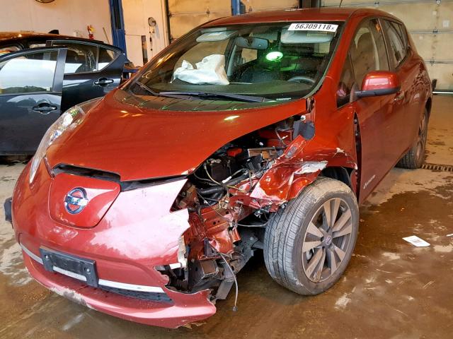 1N4AZ0CP7DC410338 - 2013 NISSAN LEAF S RED photo 2