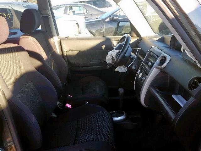 JTLKT324850217504 - 2005 TOYOTA SCION XB Сұр фото 5