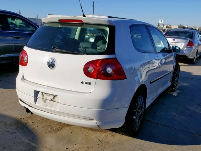 WVWBA71K59W072272 - 2009 VOLKSWAGEN RABBIT WHITE photo 4