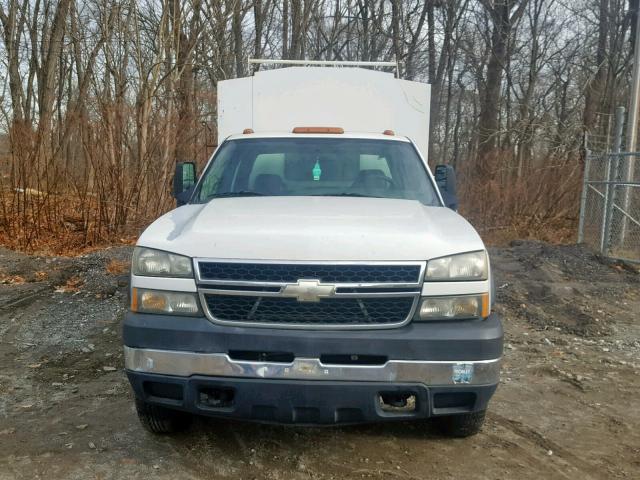 1GBJK33D37F177345 - 2007 CHEVROLET SILVERADO WHITE photo 9