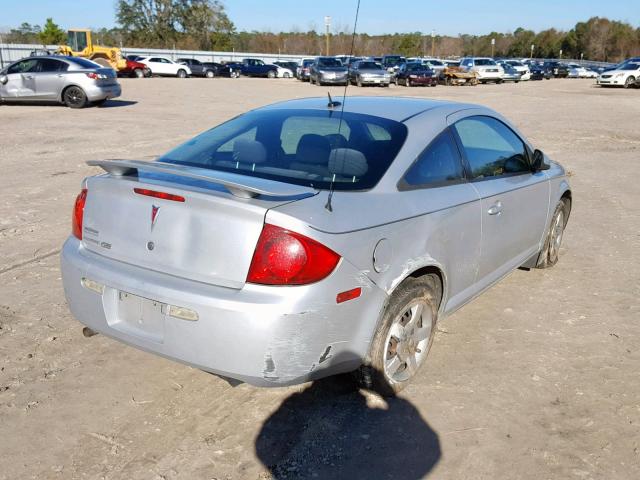 1G2AS18H497272364 - 2009 PONTIAC G5 SILVER photo 4