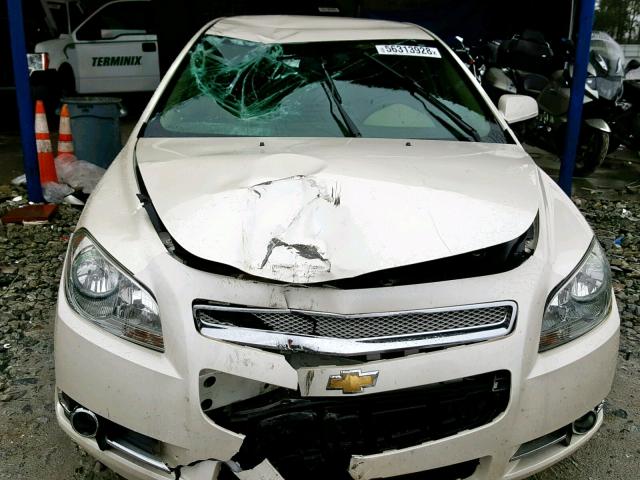 1G1ZE5E19BF299469 - 2011 CHEVROLET MALIBU LTZ WHITE photo 9