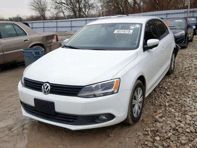 3VWDL7AJ9EM291172 - 2014 VOLKSWAGEN JETTA TDI WHITE photo 2