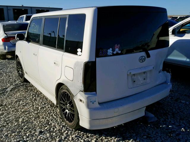 JTLKT324350181947 - 2005 TOYOTA SCION XB WHITE photo 3