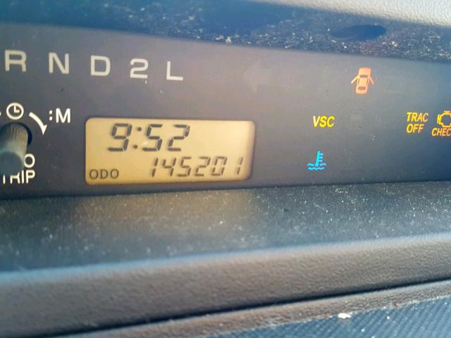 JTLKT324350181947 - 2005 TOYOTA SCION XB WHITE photo 8