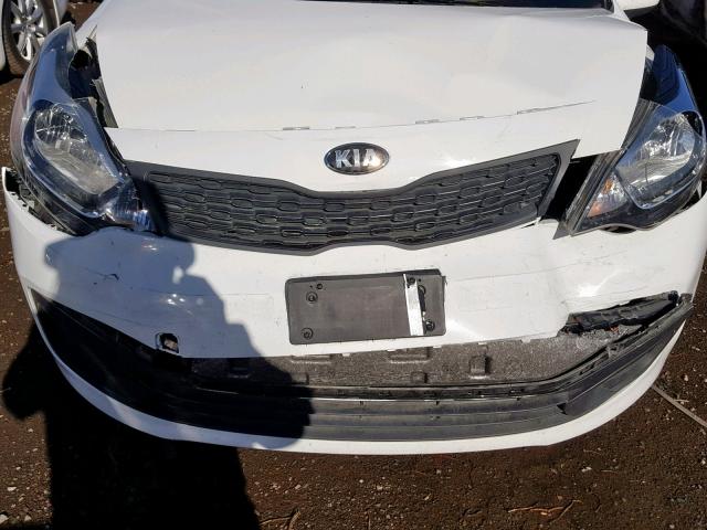 KNADM4A31D6211956 - 2013 KIA RIO LX WHITE photo 7