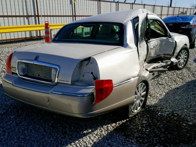 1LNHM81V27Y623269 - 2007 LINCOLN TOWN CAR S WHITE photo 4