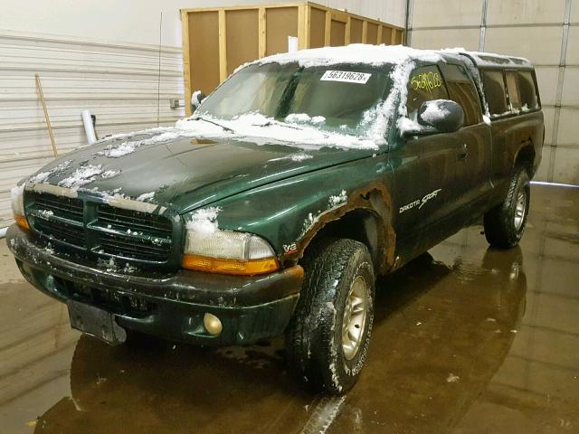 1B7GG22Y8XS170677 - 1999 DODGE DAKOTA GREEN photo 2