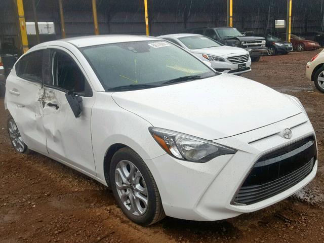 3MYDLBZV1GY136903 - 2016 TOYOTA SCION IA WHITE photo 1