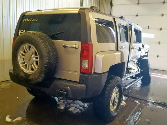 5GTDN136468133369 - 2006 HUMMER H3 TAN photo 4