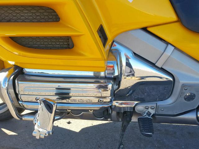 1HFSC47443A200433 - 2003 HONDA GL1800 A YELLOW photo 7