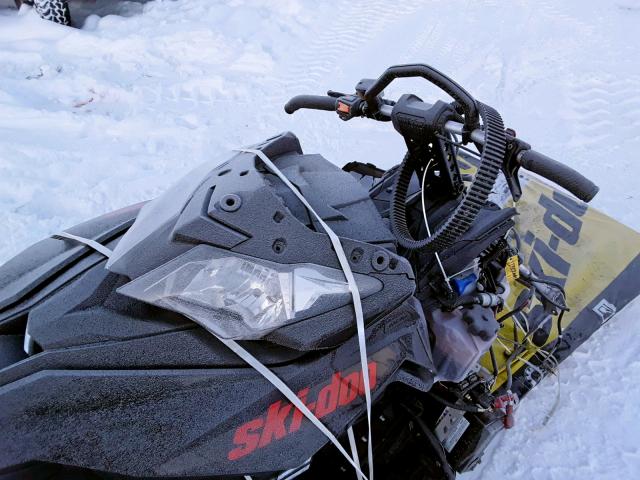 2BPSCHGD5GV000090 - 2016 SKI DOO SUMMIT SP BLACK photo 5