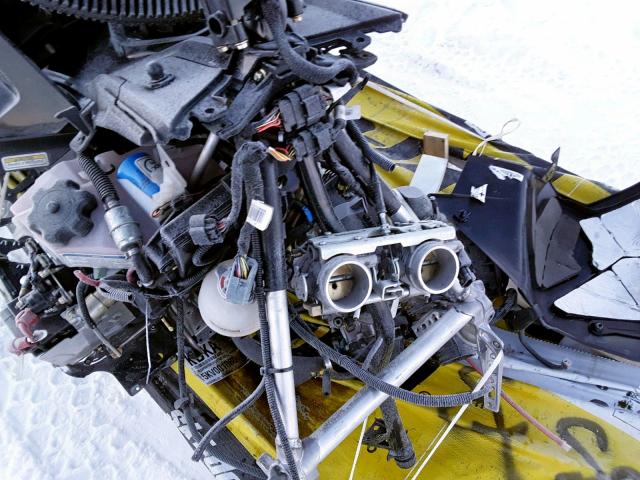 2BPSCHGD5GV000090 - 2016 SKI DOO SUMMIT SP BLACK photo 7